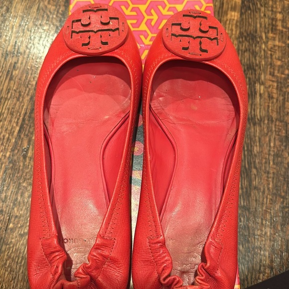 Tory Burch Reva tumbled leather flats - Picture 4 of 5